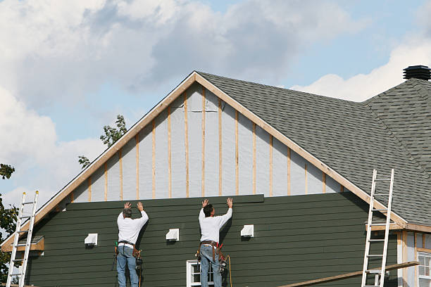 Professional Siding Repair technician working in Henrico, NC